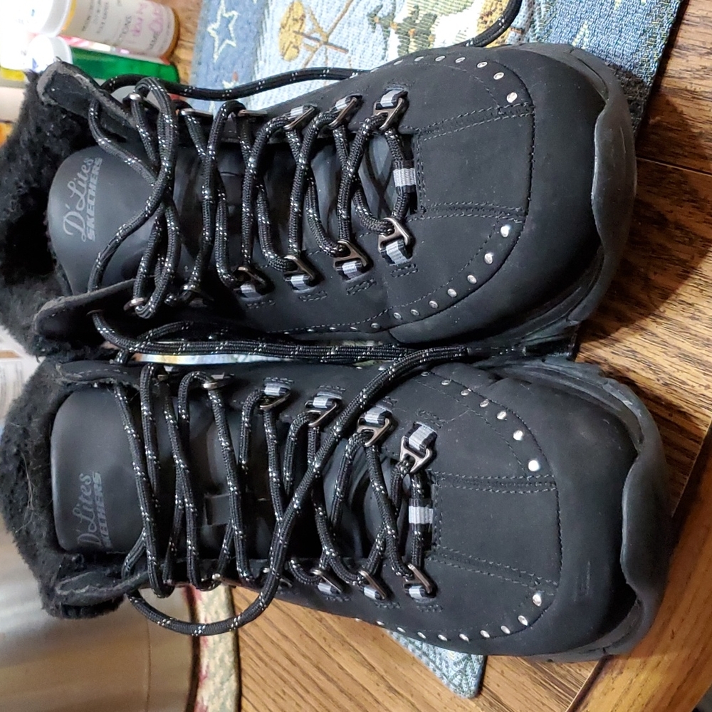 Skechers lace up ankle boots, women's 8.5